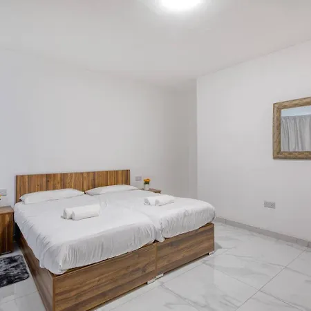 Apartament Modern 2-br With Views Of Valletta Pietà