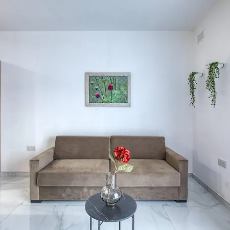 Modern 2-br With Views Of Valletta