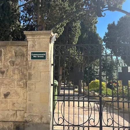 Modern 2-br With Views Of Valletta Apartament