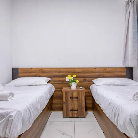 Modern 2-br With Views Of Valletta شقة Pietà