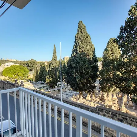 Modern 2-br With Views Of Valletta *